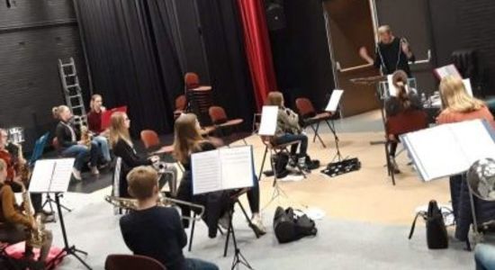 Muziekverenigingen repeteren weer