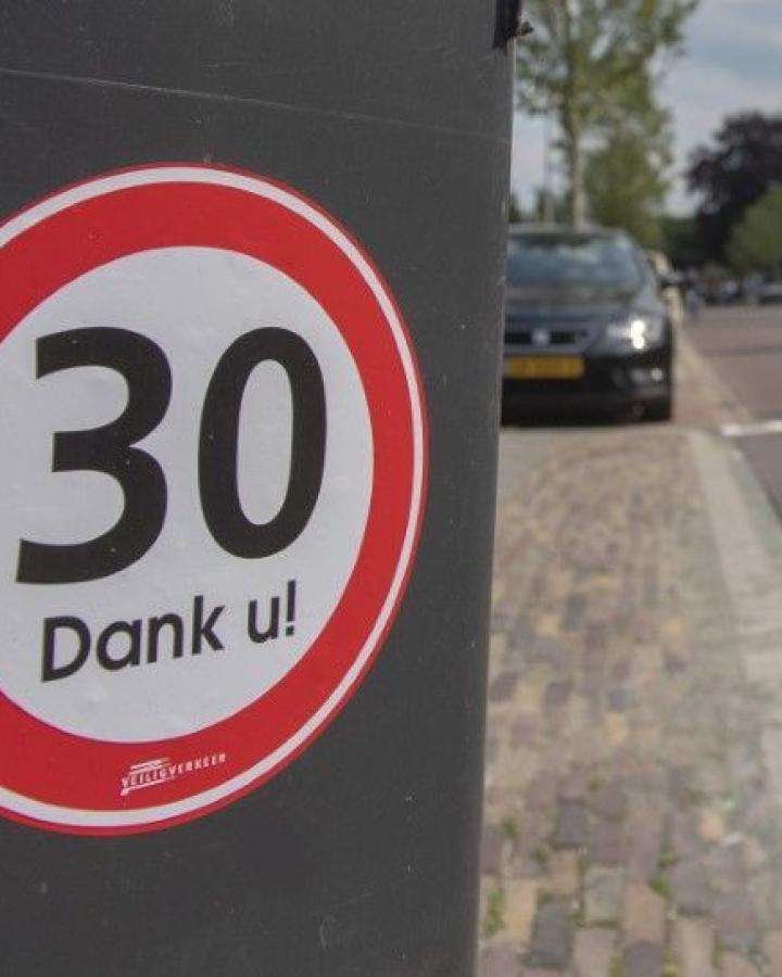 Plaatselijk Belang Opende verstrekt kliko-stickers